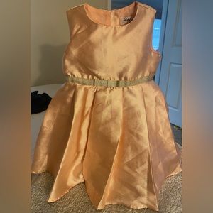 Beautiful Gold rose dress for baby girl.Used